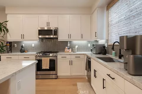 Kitchen - 1341 Reliance, Carson, CA 90746 photo 3 of 7
