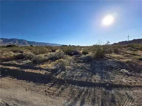 0 Custer, Lucerne Valley, CA 92356 photo 2