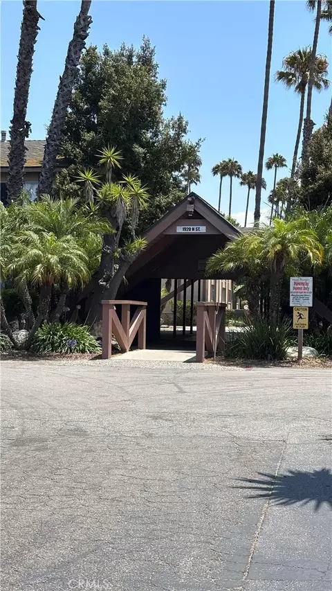 1920 N H St #235, Oxnard, CA 93036