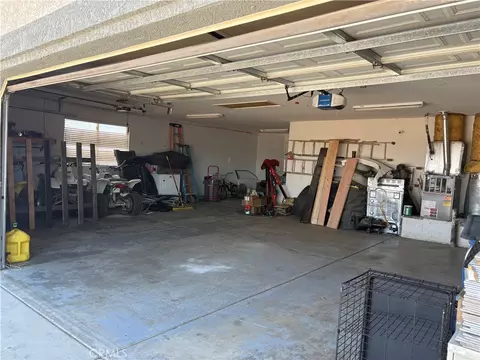 21923 Pacific, Apple Valley, CA 92308 photo 4
