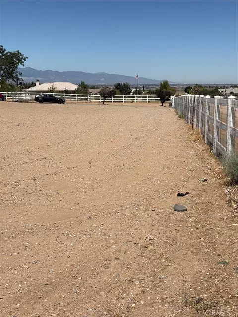 21923 Pacific, Apple Valley, CA 92308 photo 6