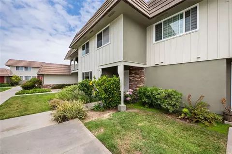 Exterior - 4792 Larwin Ave, Cypress, CA 90630 photo 2 of 12
