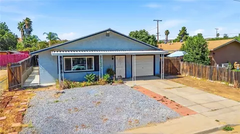 961 Park, Lake Elsinore, CA 92530
