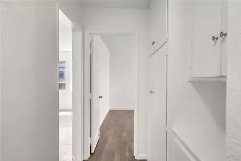 Entry Way - 1024 W Reeve, Compton, CA 90220 photo 5 of 8