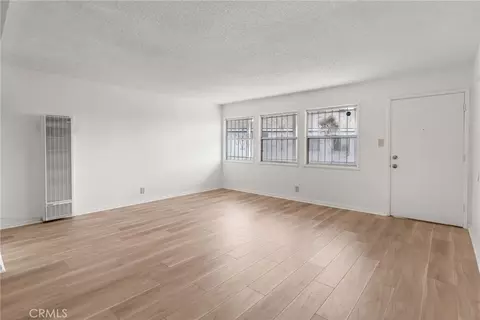 Living - 1024 W Reeve, Compton, CA 90220 photo 11 of 17