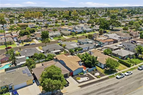 View/Area - 11010 Studebaker Rd, Downey, CA 90241 photo 2 of 3