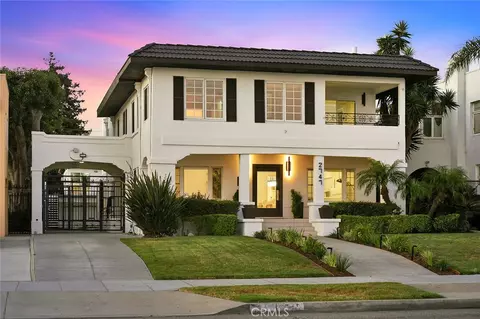 Exterior - 2747 E Ocean Blvd, Long Beach, CA 90803 photo 13 of 13