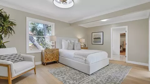 Bedroom - 2747 E Ocean Blvd, Long Beach, CA 90803 photo 3 of 7