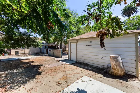 Exterior - 6675 Lime, Long Beach, CA 90805 photo 10 of 10
