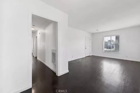 Living - 6675 Lime, Long Beach, CA 90805 photo 6 of 6