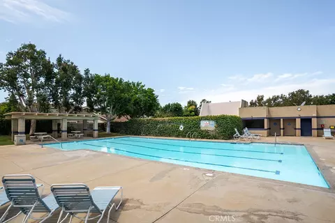 Exterior - 53 Fox Holw, Irvine, CA 92614 photo 8 of 9