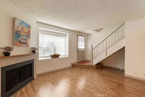 Living - 53 Fox Holw, Irvine, CA 92614 photo 1 of 5