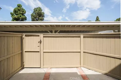 Exterior - 53 Fox Holw, Irvine, CA 92614 photo 4 of 9