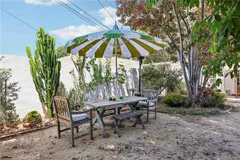 Exterior - 2881 Eucalyptus, Long Beach, CA 90806 photo 10 of 15