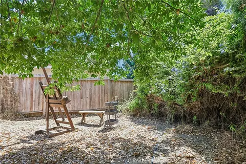 Exterior - 2881 Eucalyptus, Long Beach, CA 90806 photo 11 of 15