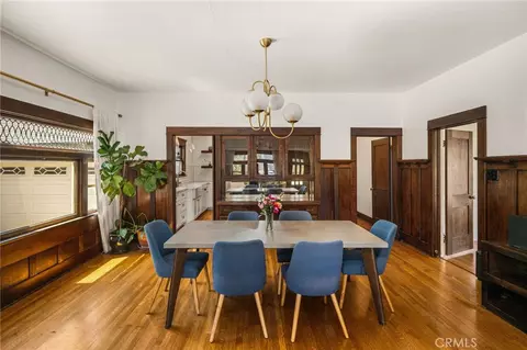 Dining - 323 E Bixby, Long Beach, CA 90807 photo 3 of 7
