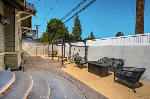 Exterior - 323 E Bixby, Long Beach, CA 90807 photo 6 of 9
