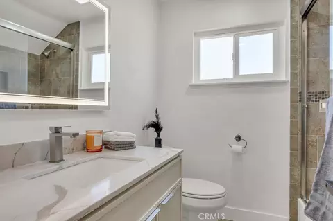 Bath - 9317 Christopher, Cypress, CA 90630 photo 4 of 5
