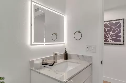 Bath - 9317 Christopher, Cypress, CA 90630 photo 2 of 5