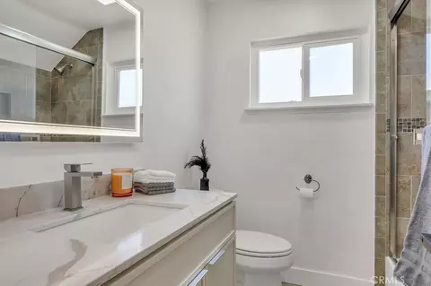 Bath - 9317 Christopher, Cypress, CA 90630 photo 4 of 5