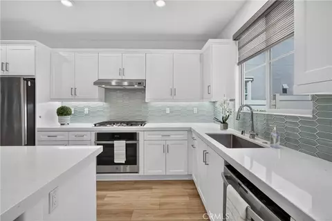 Kitchen - 12310 Sandy Ct, Whittier, CA 90602 photo 4 of 5