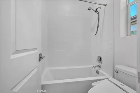 Bath - 12310 Sandy Ct, Whittier, CA 90602 photo 7 of 7