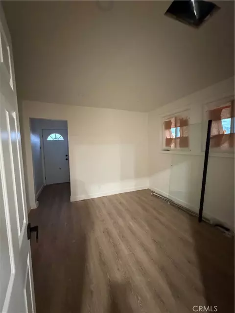 220 7th St E, Bakersfield, CA 93307 photo 4