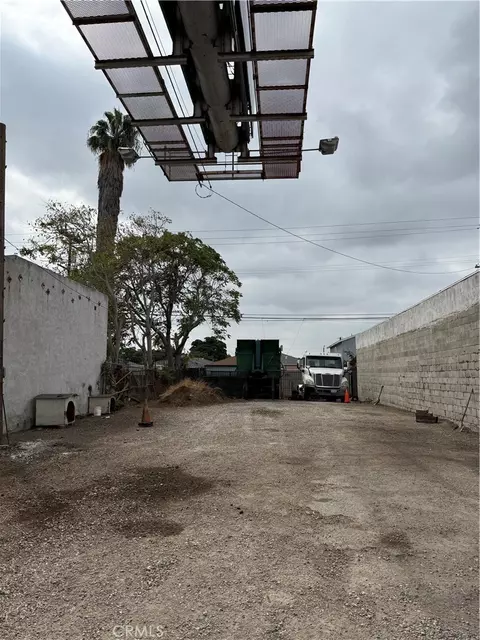 1122 E Firestone, Los Angeles, CA 90001