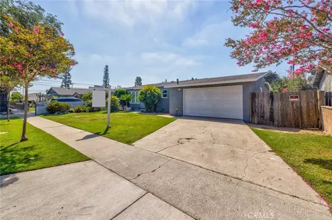 Exterior - 1136 E 71st, Long Beach, CA 90805 photo 4 of 11