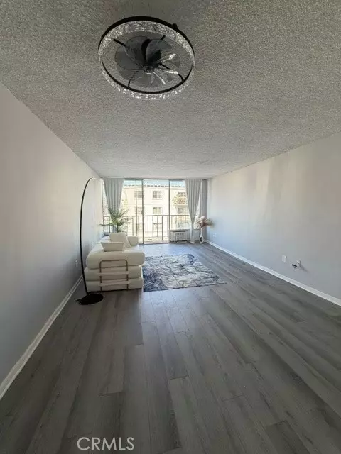 Living - 375 Atlantic #407, Long Beach, CA 90802 photo 3 of 5