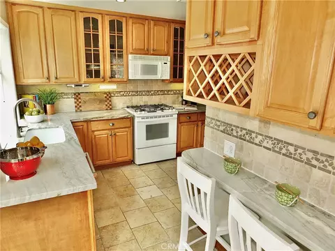 Kitchen - 7002 E Peabody, Long Beach, CA 90808 photo 3 of 4