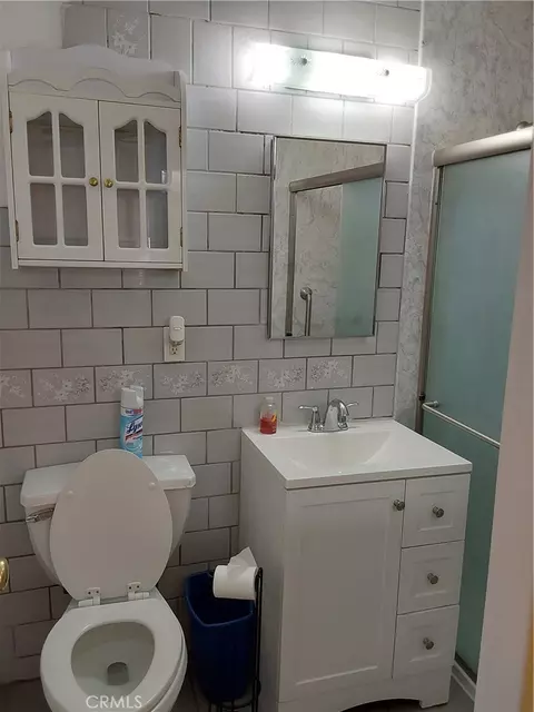 Bath - 619 Marin, Ontario, CA 91764 photo 2 of 4