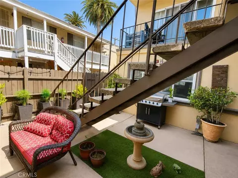 Exterior - 1805 E 6th, Long Beach, CA 90802 photo 3 of 4