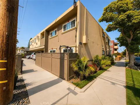 Exterior - 1805 E 6th, Long Beach, CA 90802 photo 2 of 5