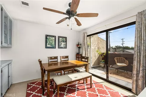 Dining - 320 W 220th UNIT 4, Carson, CA 90745 photo 3 of 3