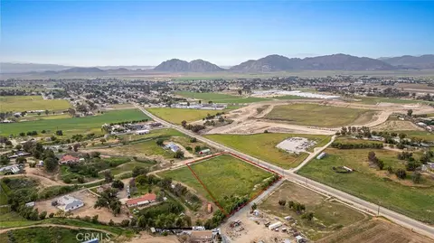 0 Contour, Nuevolakeview, CA 92567 photo 16