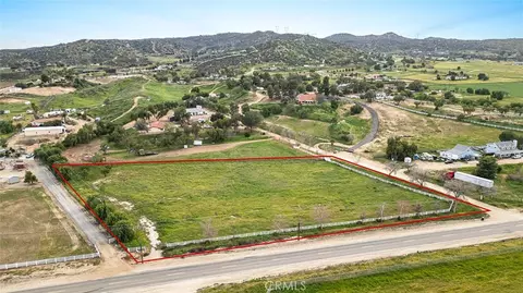 0 Contour, Nuevolakeview, CA 92567 photo 3