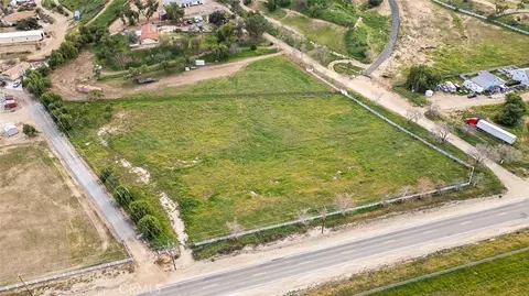 0 Contour, Nuevolakeview, CA 92567 photo 12