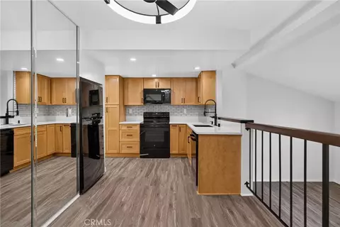 Kitchen - 648 Coronado, Long Beach, CA 90814 photo 3 of 4