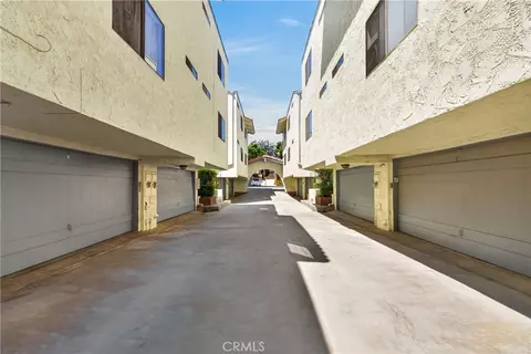 Exterior - 648 Coronado, Long Beach, CA 90814 photo 5 of 6