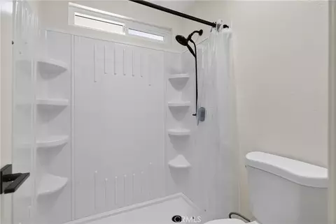 Bath - 648 Coronado, Long Beach, CA 90814 photo 2 of 5