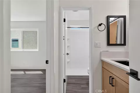 Entry Way - 648 Coronado, Long Beach, CA 90814 photo 4 of 8