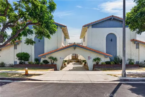 Exterior - 648 Coronado, Long Beach, CA 90814 photo 1 of 6