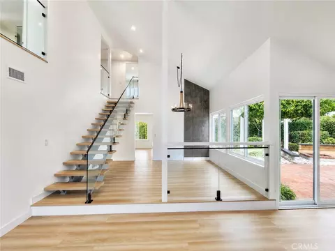 Entry Way - 6273 Bataan, Cypress, CA 90630 photo 1 of 4