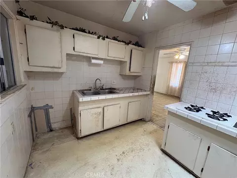 14023 Studebaker Rd, Norwalk, CA 90650 photo 5