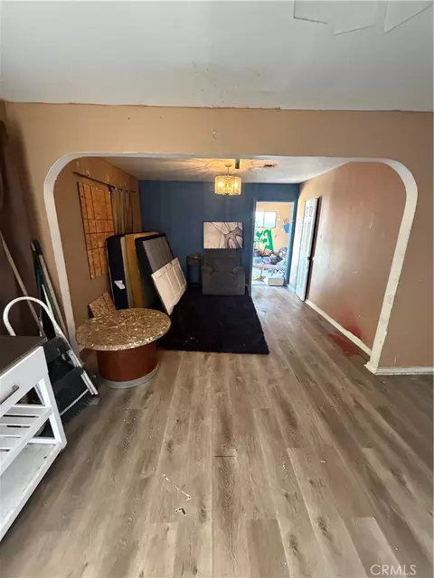 Entry Way - 529 E 224th St, Carson, CA 90745 photo 4 of 5