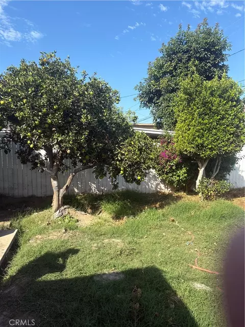 Exterior - 529 E 224th St, Carson, CA 90745 photo 4 of 6