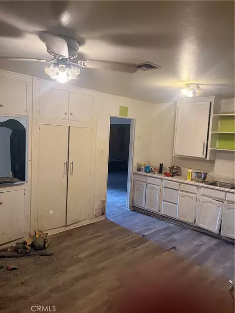 Entry Way - 529 E 224th St, Carson, CA 90745 photo 1 of 5