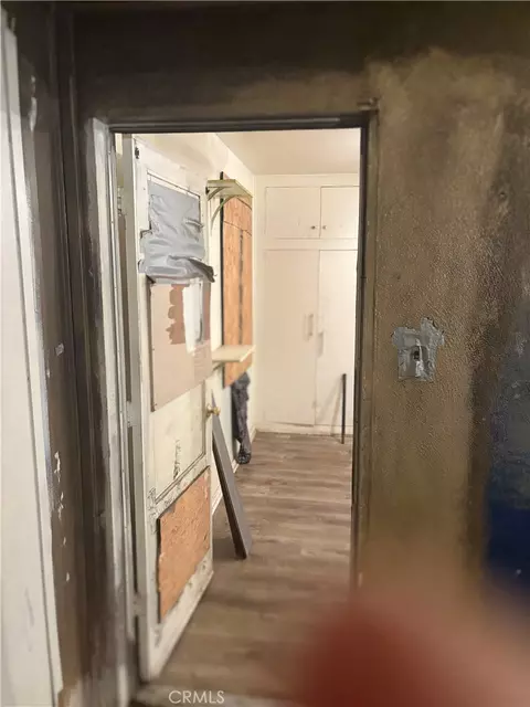 Entry Way - 529 E 224th St, Carson, CA 90745 photo 2 of 5