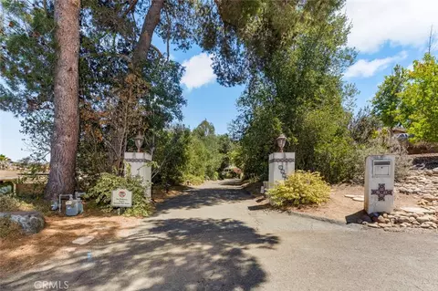 Exterior - 16307 Woodson View Rd, Poway, CA 92064 photo 18 of 21